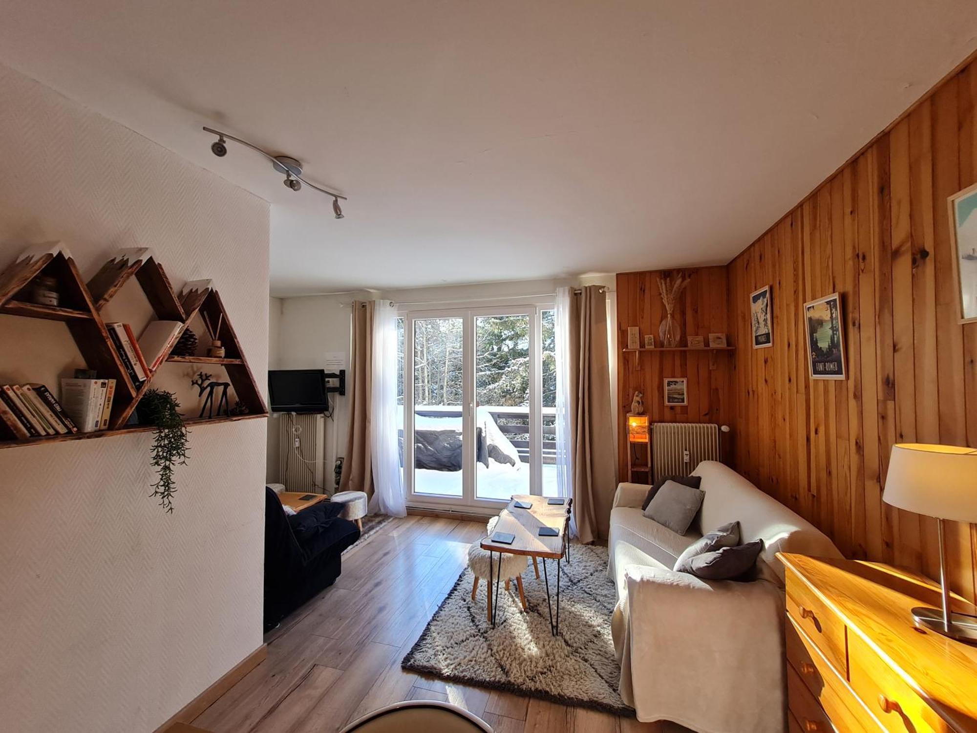 Cosy 1 Chambre, Renove Avec Terrasse Exposee Sud Apartment Font-Romeu-Odeillo-Via