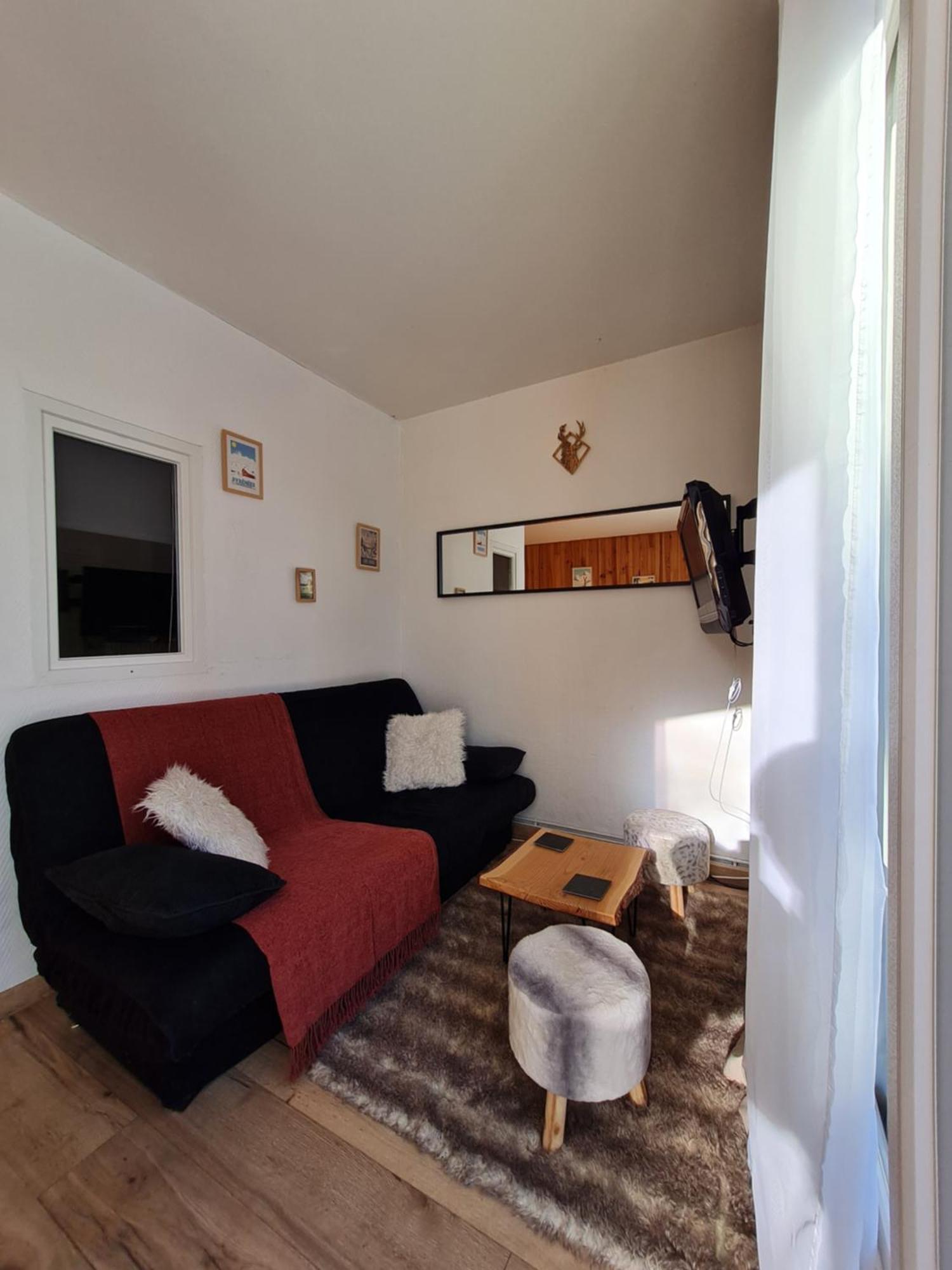 Apartment Cosy 1 Chambre, Renove Avec Terrasse Exposee Sud Font-Romeu-Odeillo-Via